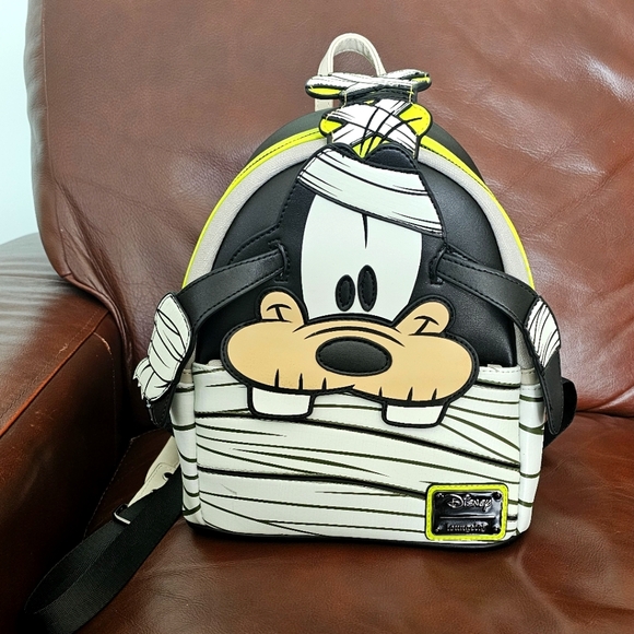Loungefly Halloween Goofy Mummy Glow Mini Backpack - Picture 1 of 4